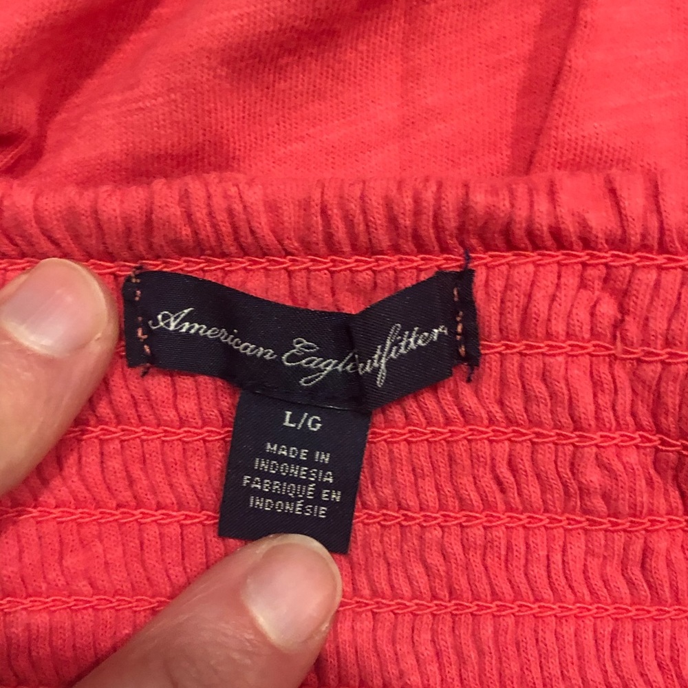 AE bright coral sleeveless top with woven pattern - Picture 4 of 4